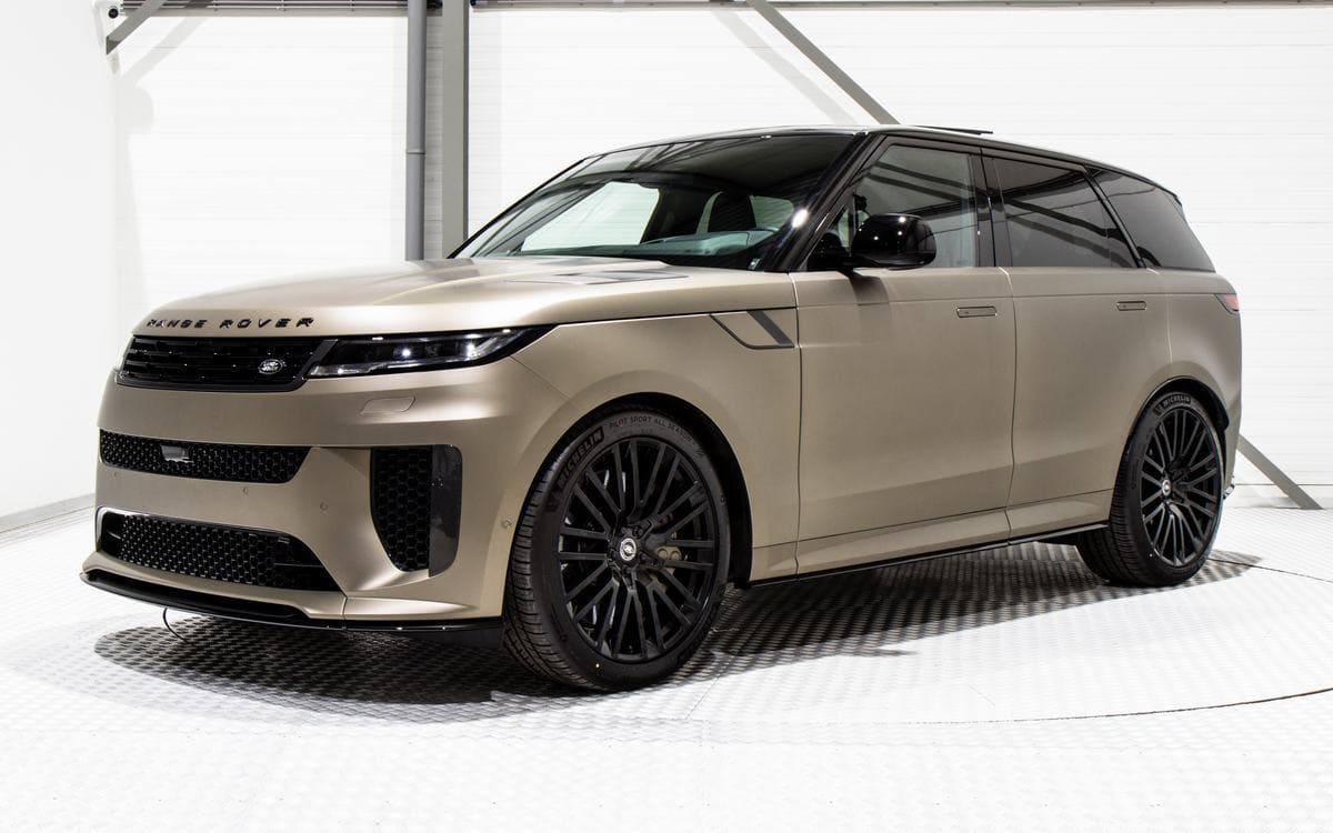 Land Rover Range Rover Sport SV P635 2024