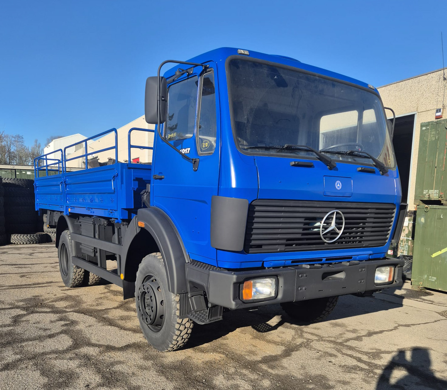Mercedes 1017 4×4